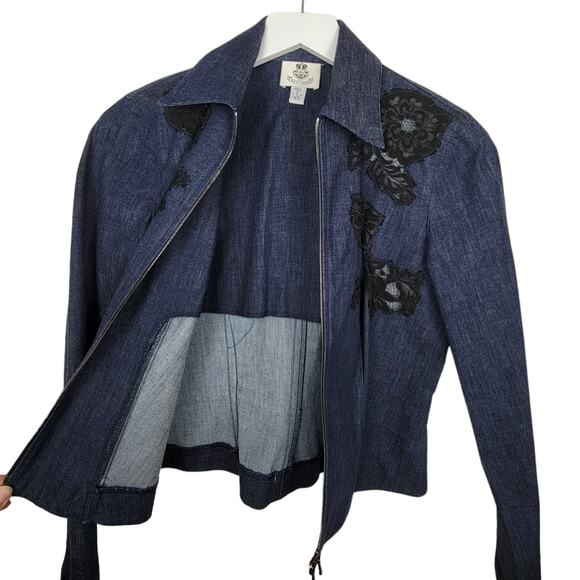 HOLT RENFREW Stretch Denim and Lace Jacket Size XS and Pencil Skirt Size 6 - Picture 4 of 13